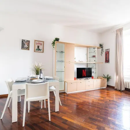 Duomo-centro E Tranquillo Appartamento